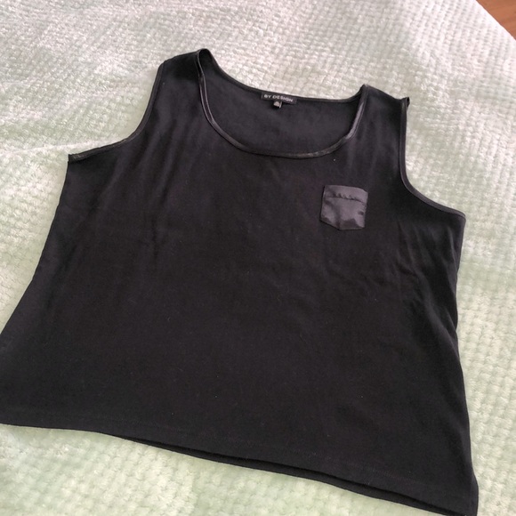 Tops - 🔜 Tank top